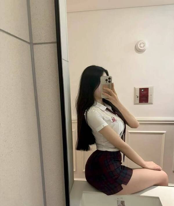 Gái việt khoe vú 4