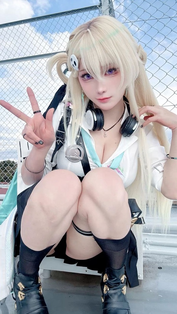 cosplay học sinh 18 cosplay học sinh 18