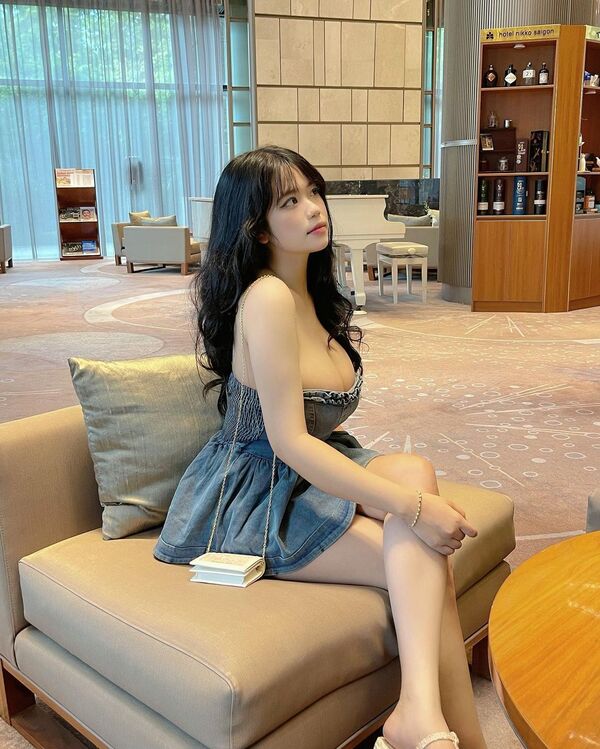 gái xinh cởi mở 30