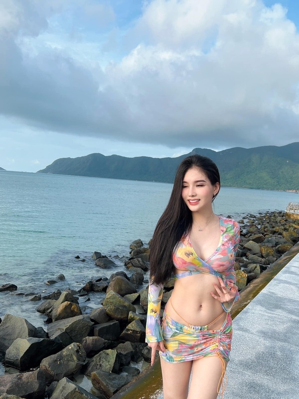 gái xinh mặc đồ gợi cảm 38