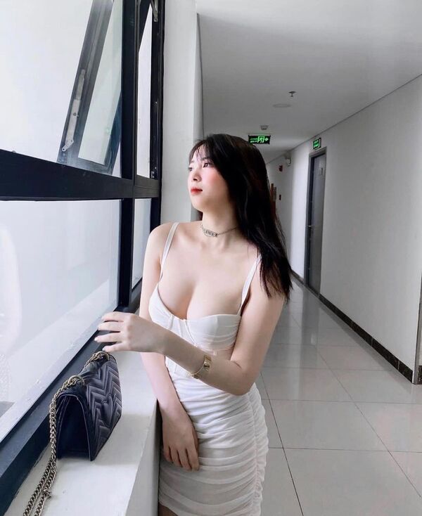 gái xinh ngực khủng 22